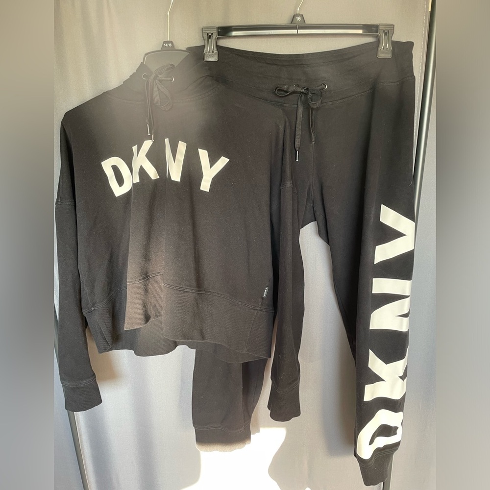 DKNY Sport black athleisure hoodie sweatsuit, size XL